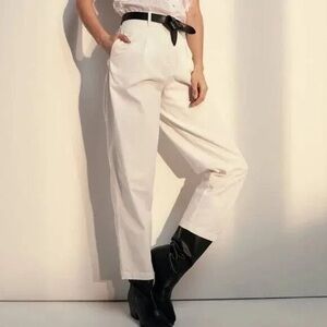 Aritza Wilfred Free Day Pants Size Small. Brand New. Lost tags. Never been worn.